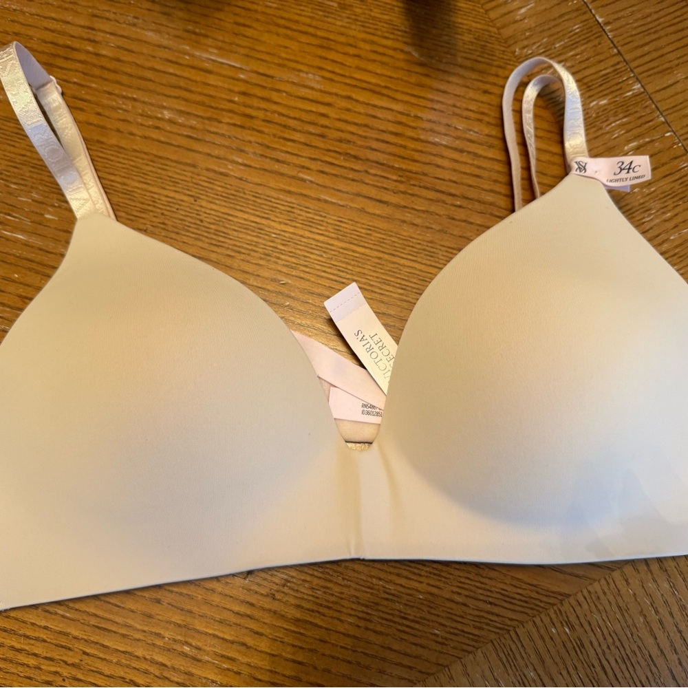 Victoria's Secret Beige, Wireless, Lightly  Lined Bra. NWT, 34C